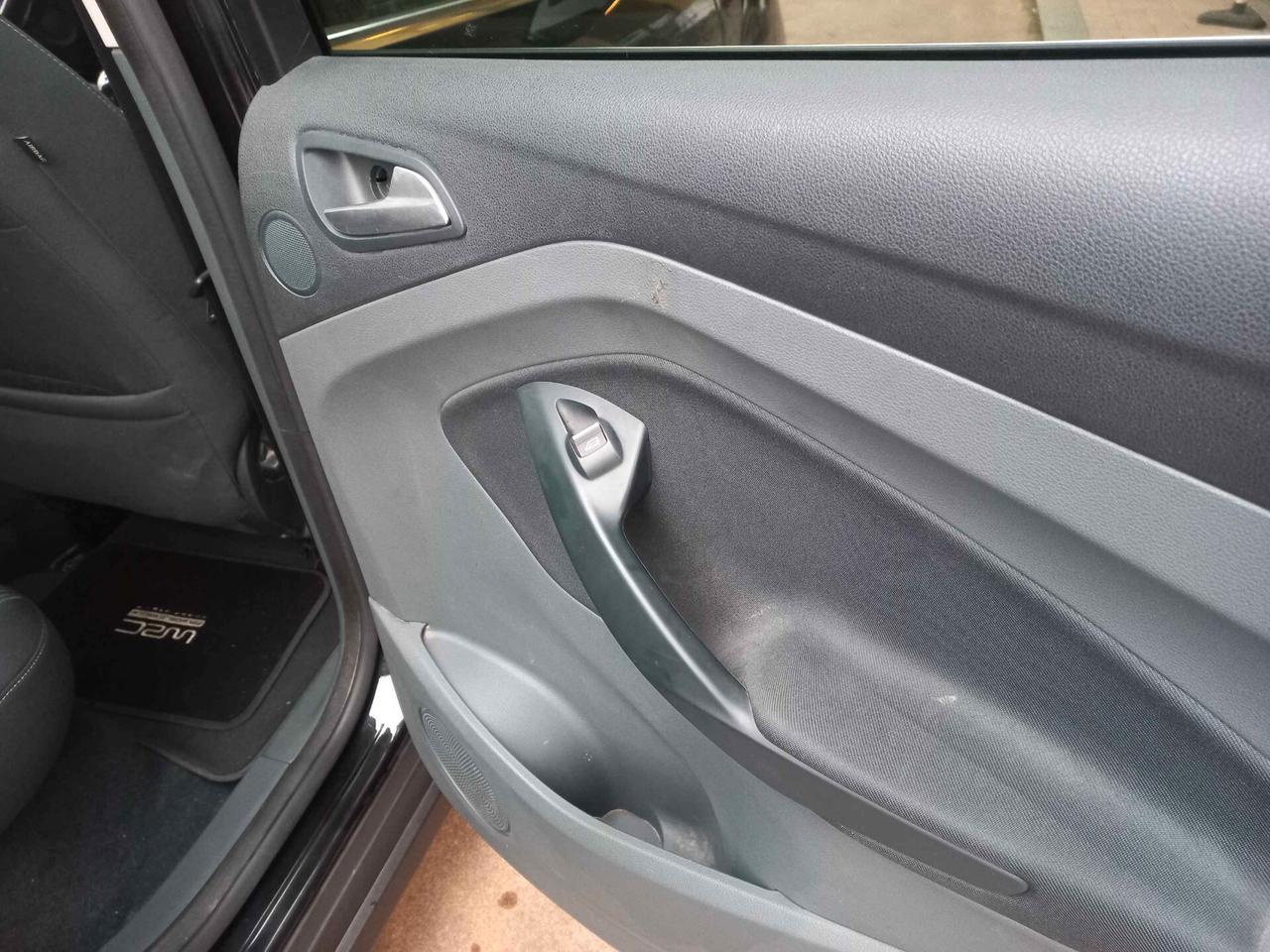 Ford C-Max 1.6 EcoBoost 150CV Titanium