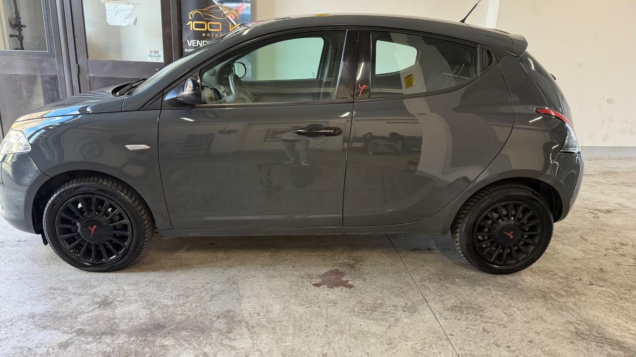 Lancia Ypsilon 1.2 69 CV 5 porte GPL Ecochic Gold