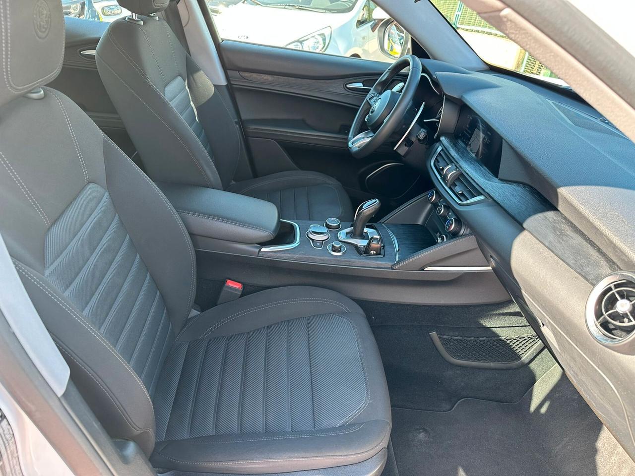 Alfa Romeo Stelvio 2.2 Turbodiesel 160 CV AT8 RWD Business