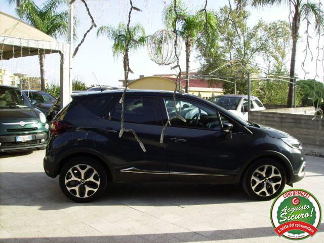 RENAULT Captur dCi 8V 90 CV EDC Initiale Paris