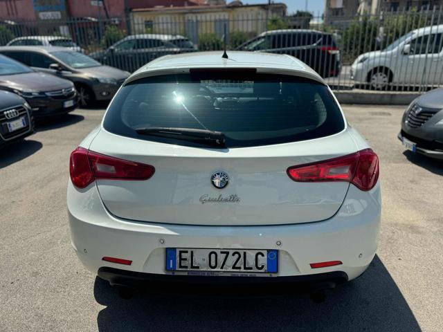 ALFA ROMEO Giulietta 2.0 JTDm-2 140 CV Distinctive