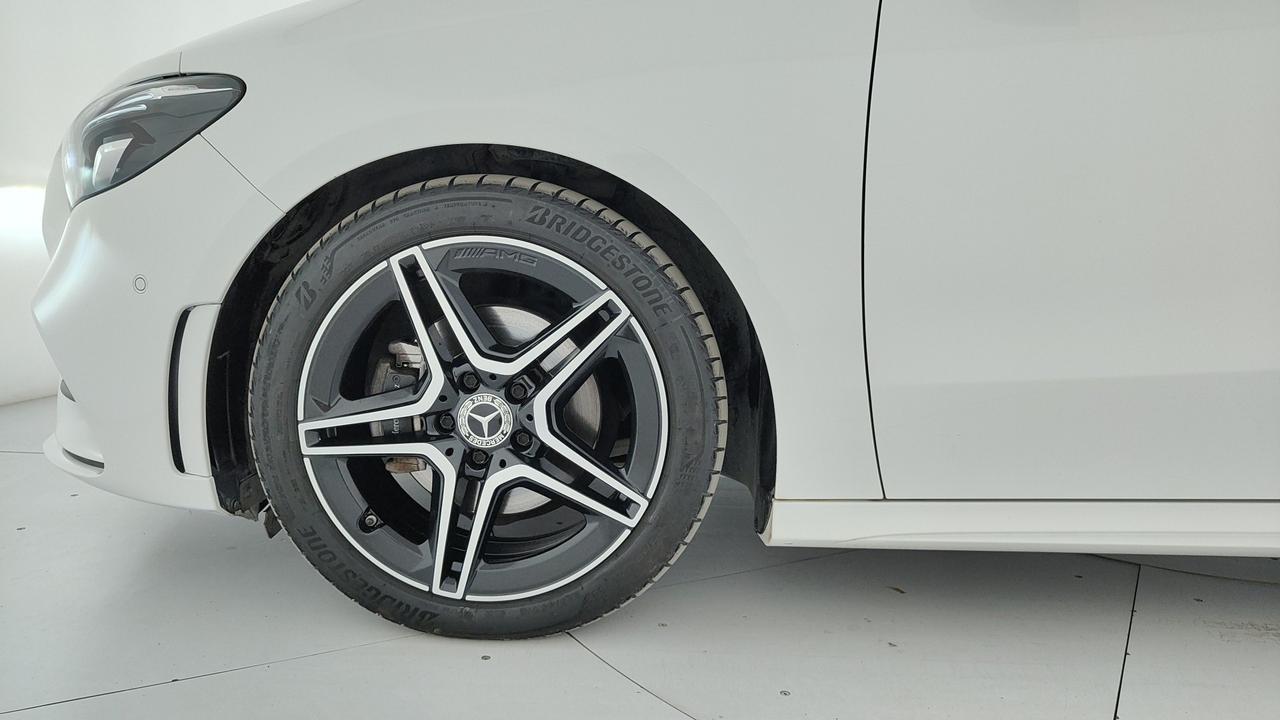 Mercedes-Benz B 180 d Premium auto