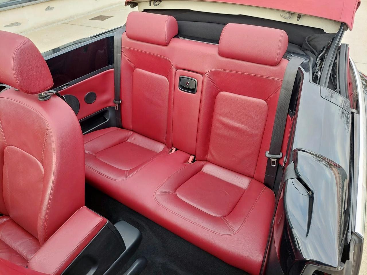 VW New Beetle 1.6 Cabrio Red Lim. Edt. GPL - 2010