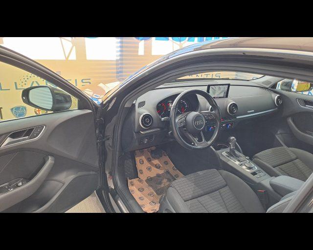 AUDI A3 1.6 tdi 110cv s-tronic