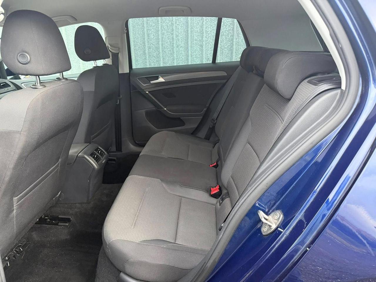Volkswagen Golf 7.5 DSG7 150 CV