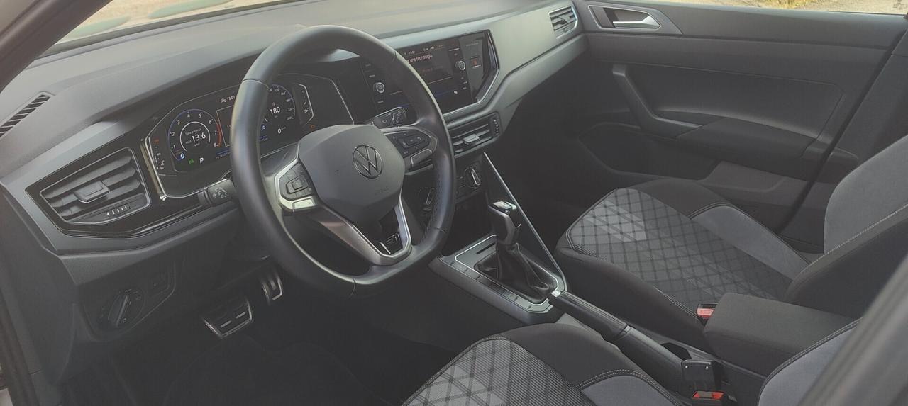 Volkswagen Taigo 1.0 TSI 115 CV DSG R-Line