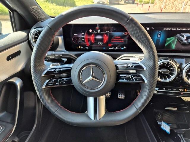 MERCEDES Classe A (W177) A 200 Automatic AM...