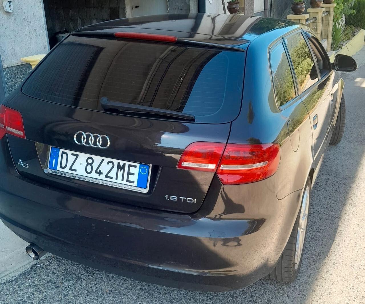 Audi A3 1.6 TDI 105 CV CR Ambition