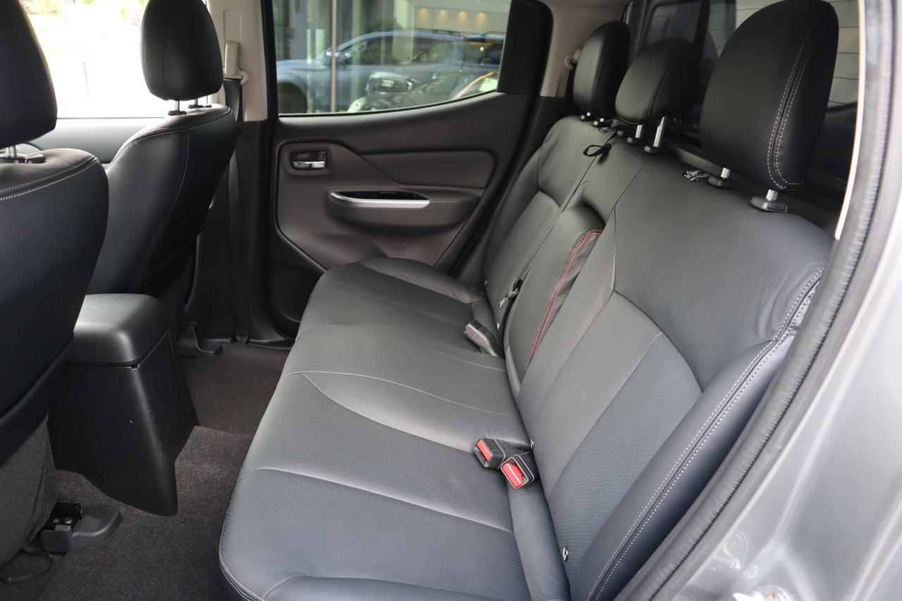 Mitsubishi L200 2.4 DiD DoCa 4X4 GANCIO CAMERA HARDTOP