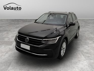 VOLKSWAGEN Tiguan II 2021 - Tiguan 2.0 tdi Life 150cv dsg