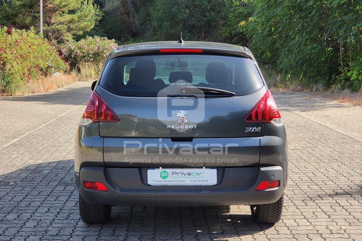 PEUGEOT 3008 1.6 HDi 115CV Business
