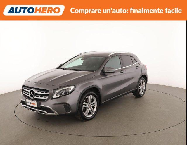 MERCEDES-BENZ GLA 200 d Automatic Sport