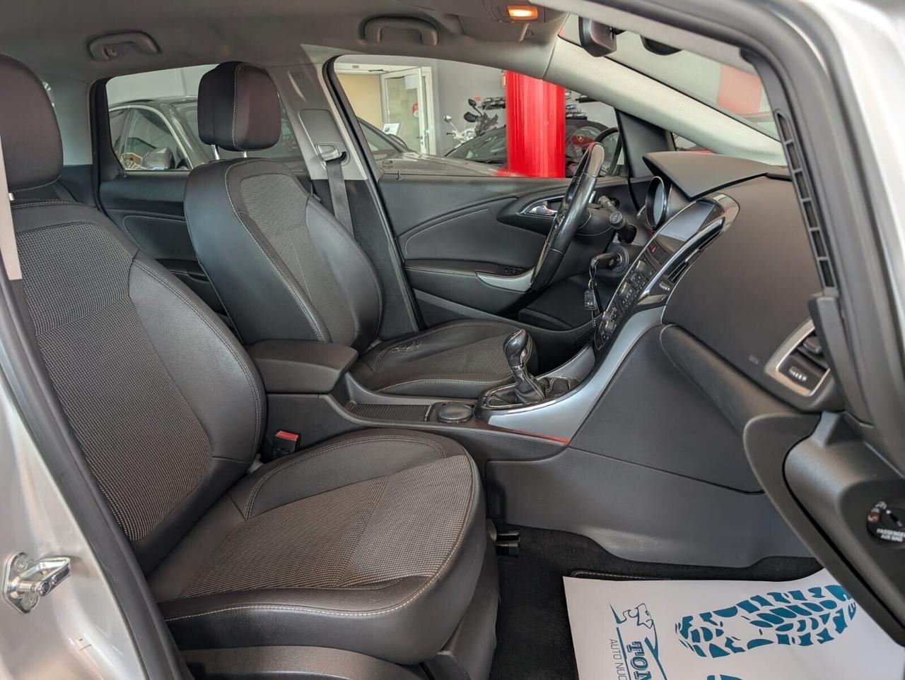 Opel Astra 1.4 Turbo 140CV Sports Tourer GPL Tech Cosmo