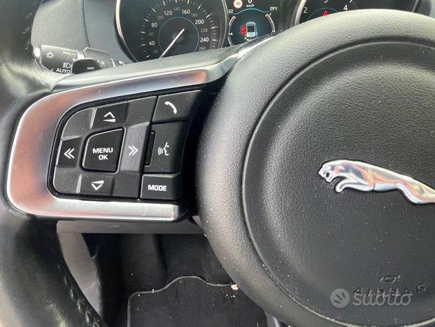 JAGUAR F-PACE 2.0d i4 R-Sport 180cv auto my20