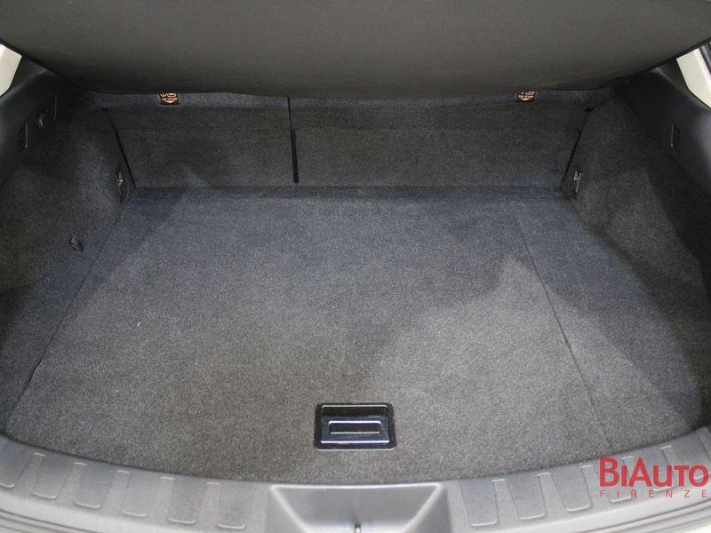 Lexus UX Hybrid Premium