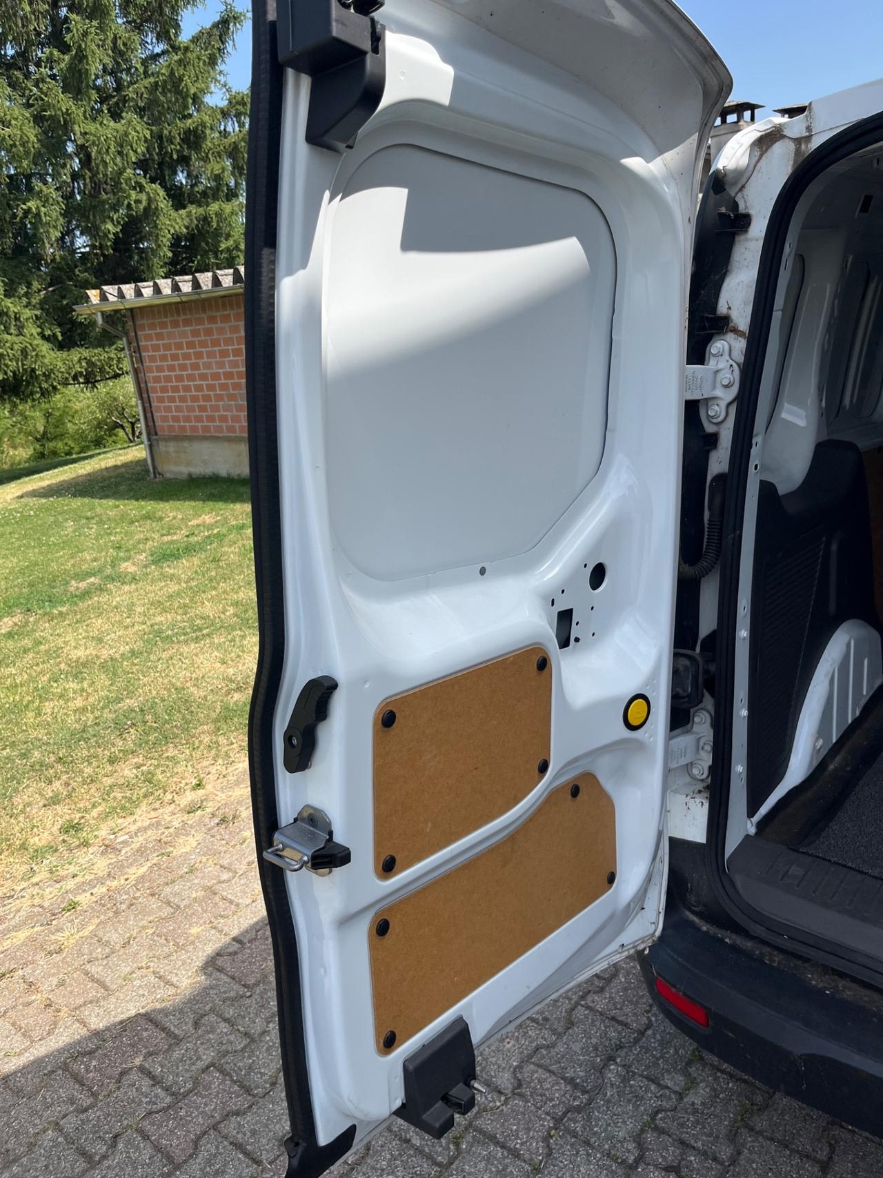 Ford Transit Connect 2019 1.5 DIESEL INCIDENTATO