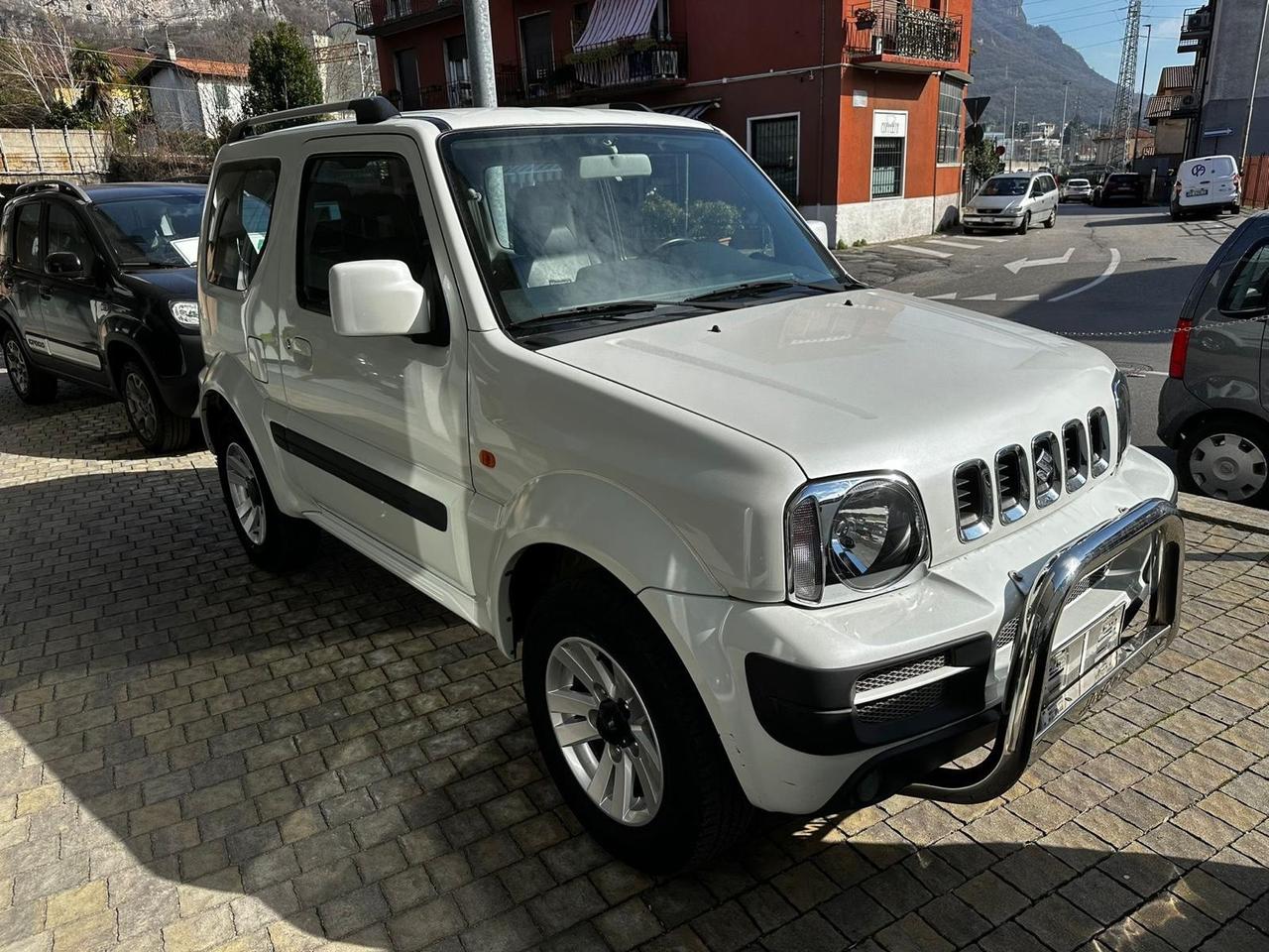 Suzuki Jimny 1.3i 16V cat 4WD JLX