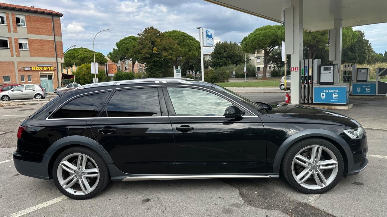 Audi A6 allroad 3.0 TDI 218 CV S tronic Business Plus