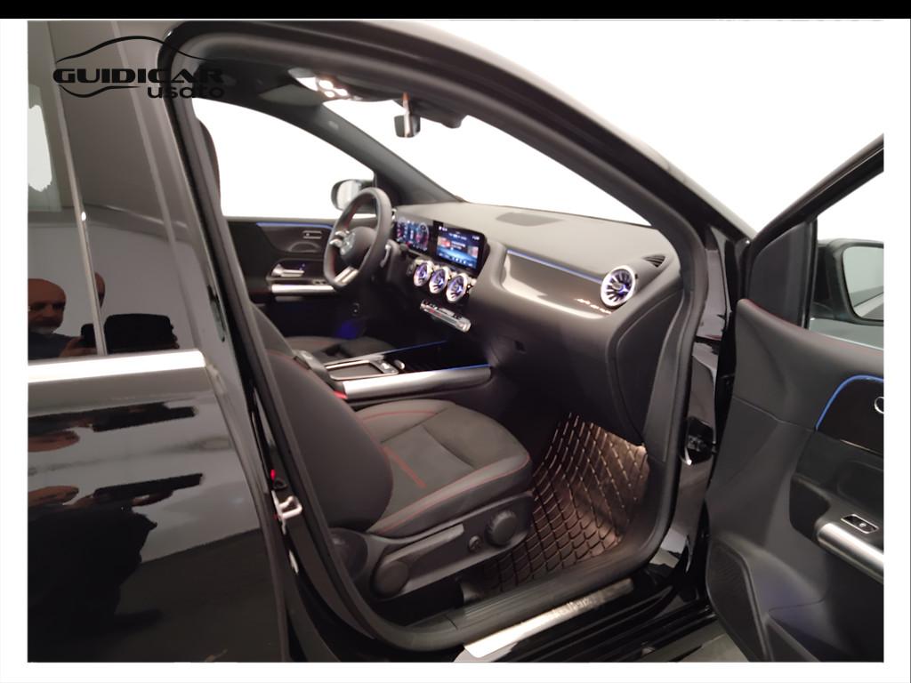 Mercedes-Benz Classe B - W247 2023 - B 180 d AMG Line Advanced Plus auto