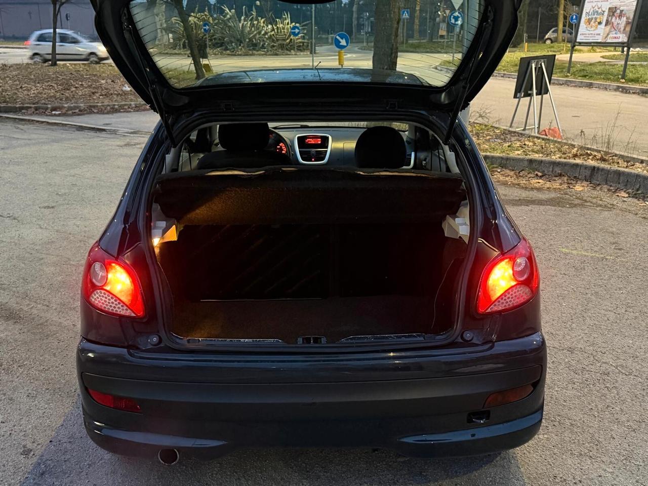 Peugeot 206 Plus 1.1 60CV 3p. Generation ECO GPL