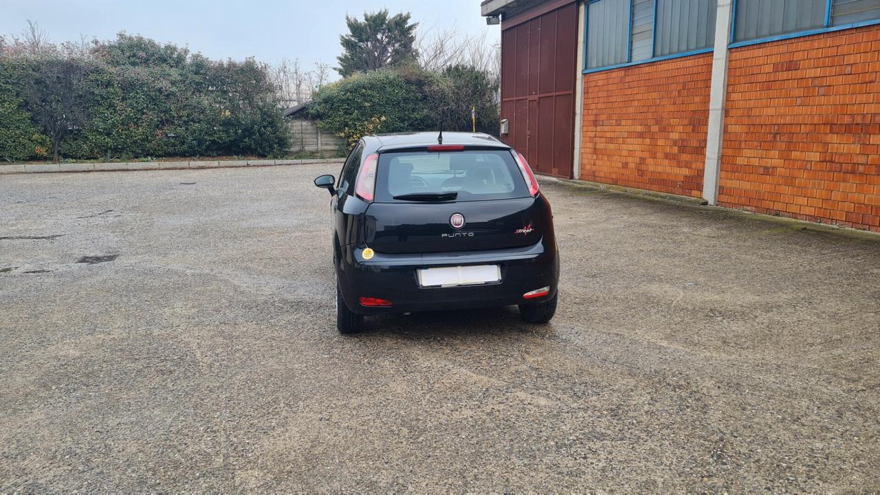 AUTO IN ARRIVO GRANDE PUNTO IDEALE X NEOPATENTATI