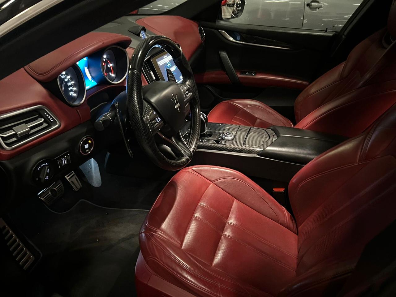 Maserati Ghibli V6 Diesel 275 CV Granlusso - black edition - tetto- Restyling