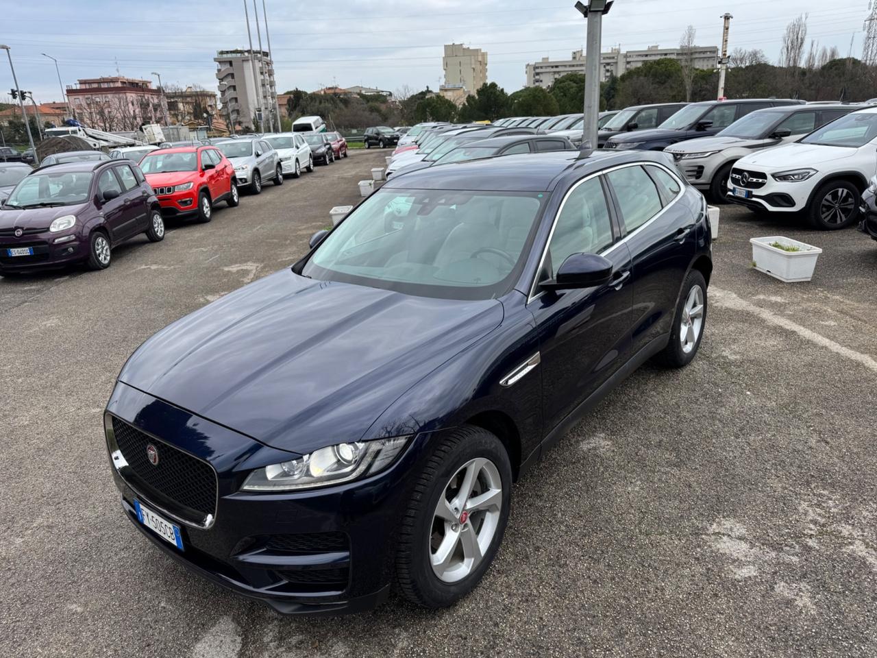 Jaguar F-Pace 2.0 D 180 CV AWD aut. Pure