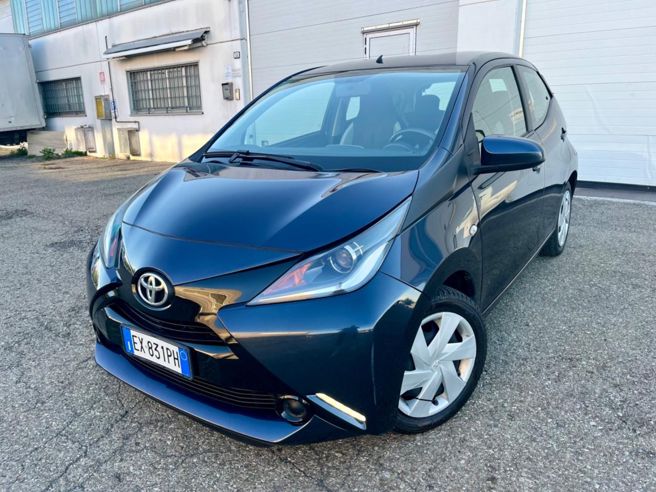 Toyota Aygo 1.0benz 2014 91.000km per neopatentati