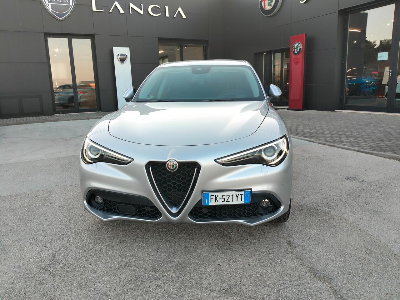 Alfa Romeo Stelvio 2.2 Turbodiesel 210 CV AT8 Q4 Executive