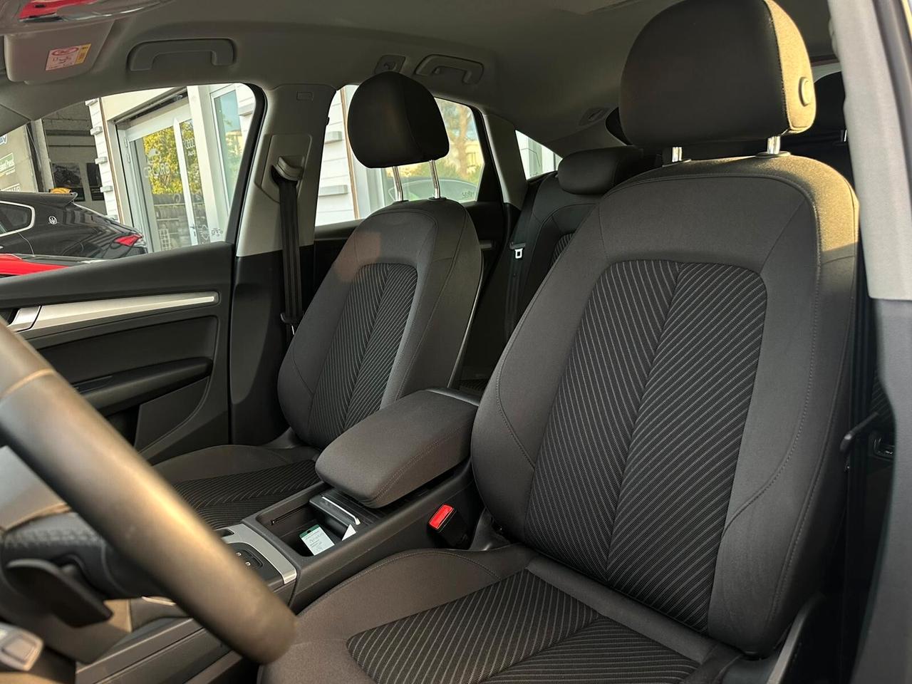 Audi Q5 45 TFSI quattro S tronic Business Advanced