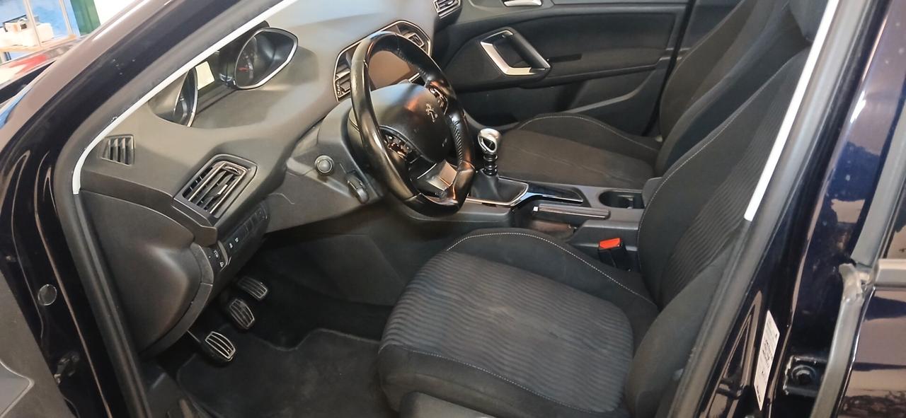 Peugeot 308 1.6 hdi s.w. neopatentati