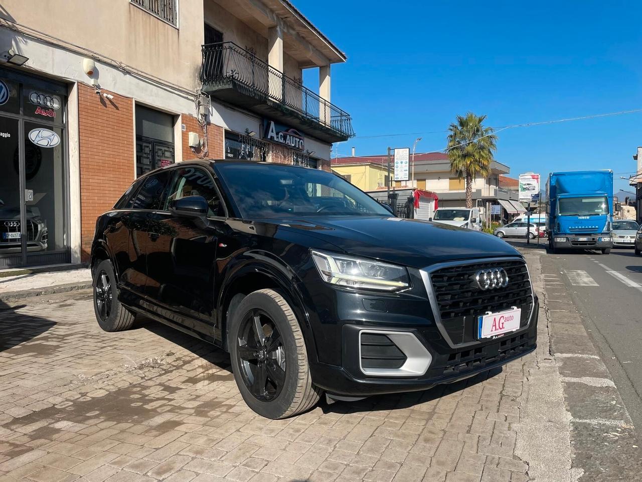 Audi Q2 30 TDI Sport S-Line Esterno/ FULL LED