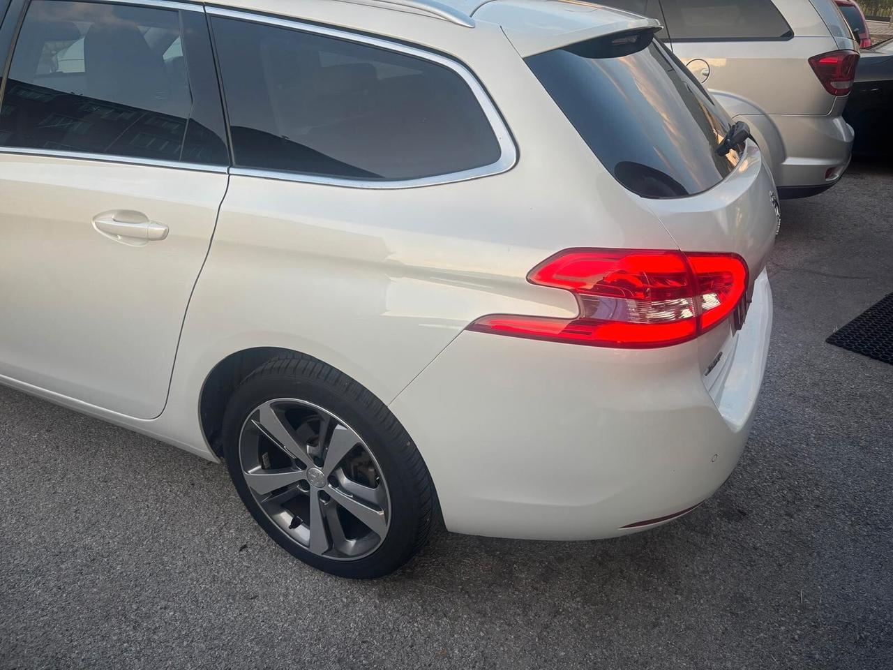 Peugeot 308 BlueHDi 120 S&S EAT6 SW GT Line