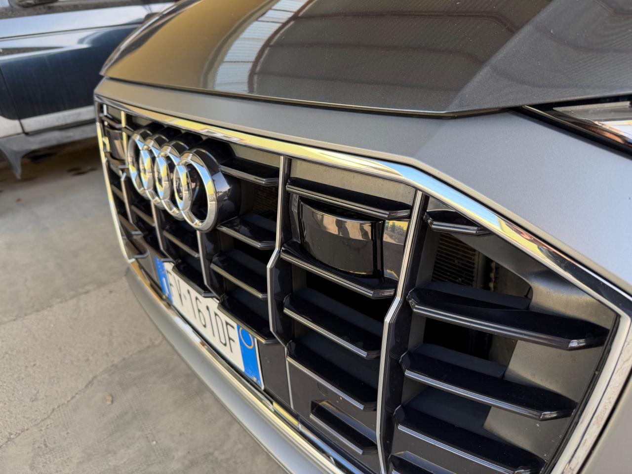 Audi Q8 50 TDI 3x S-Line Stra Full Tetto Head-up