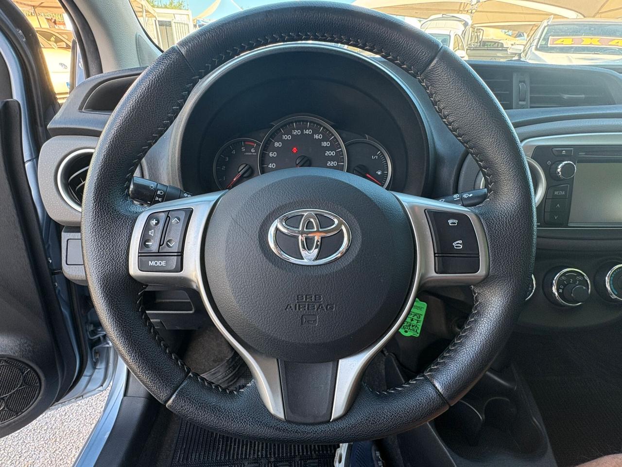 Toyota Yaris 1.4 D-4D 5 porte Lounge