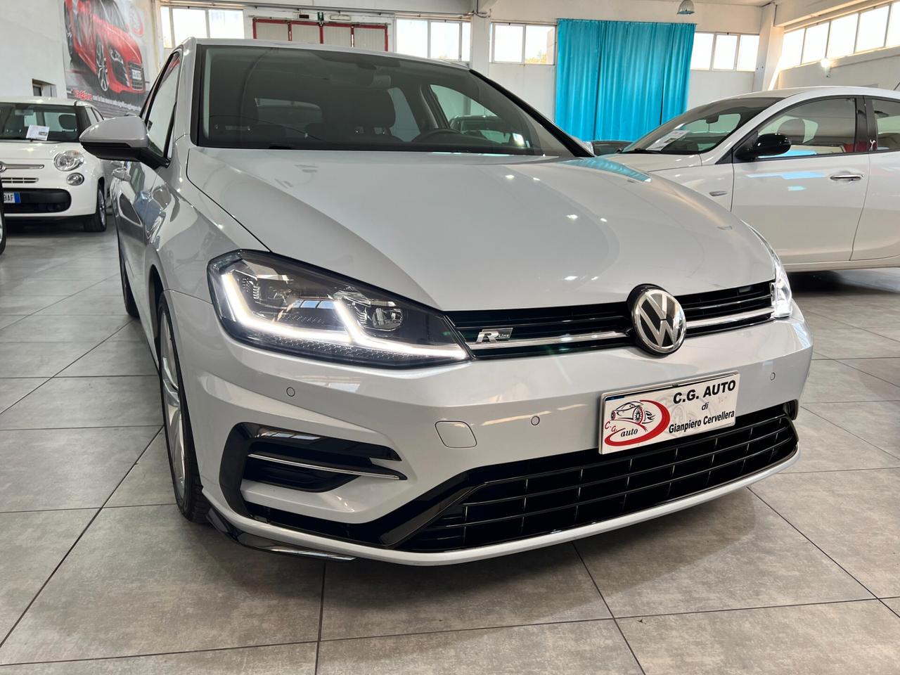 Volkswagen Golf 1.6 Tdi R-Line Dsg 115 cv 2017