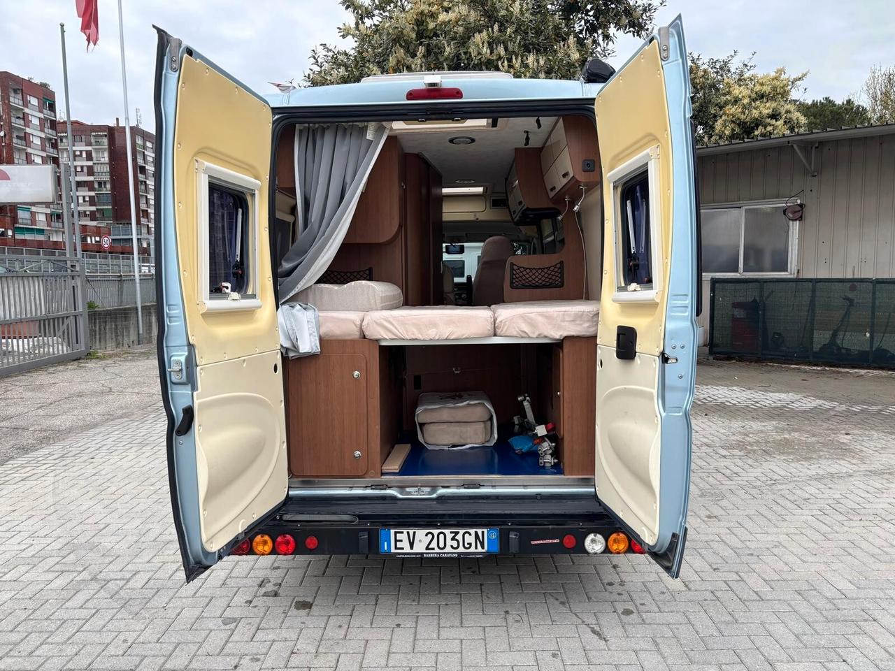 Ci International Kyros 3 camper