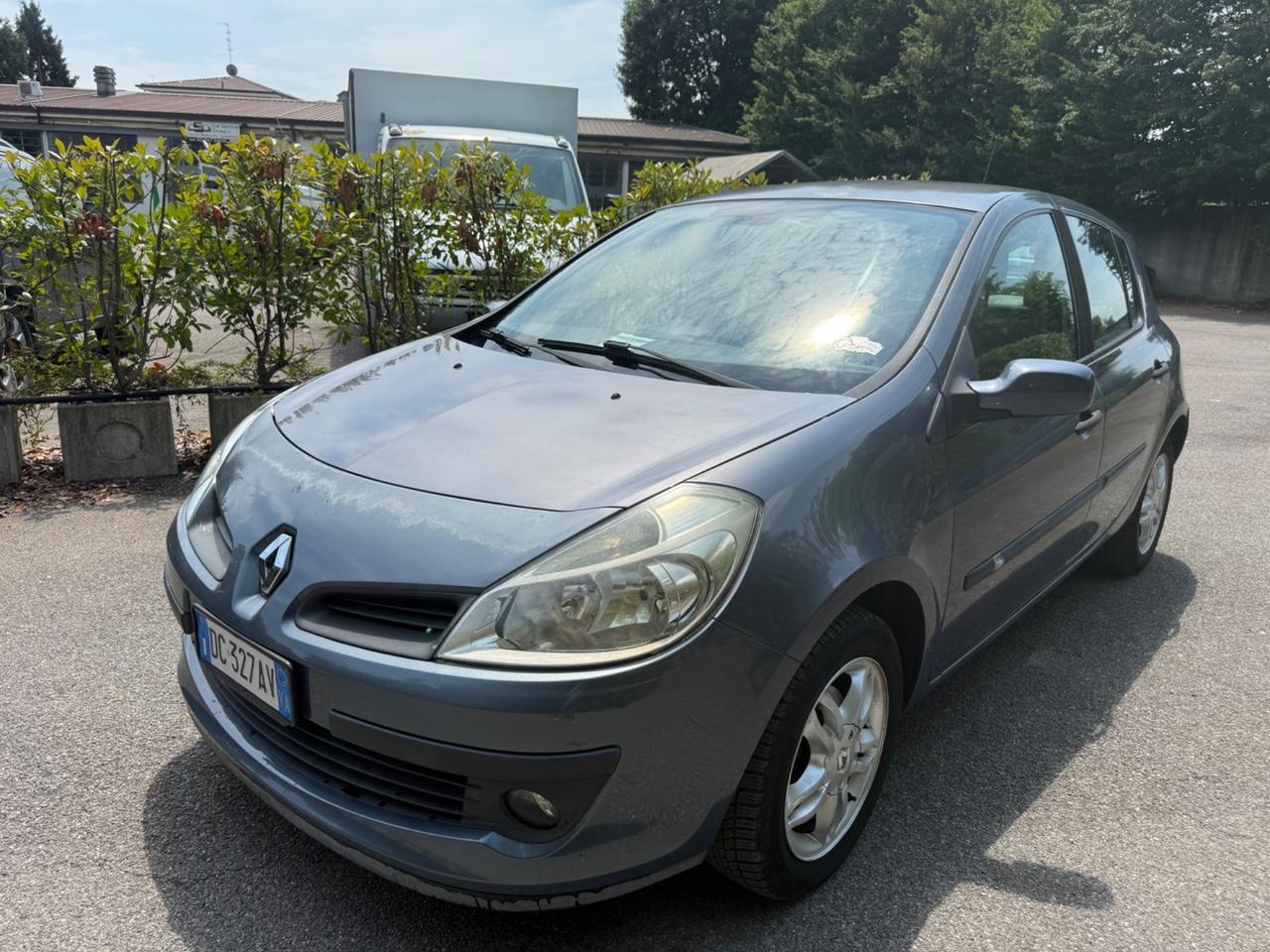 Renault Clio 1.4 16V 5 porte Dynamique