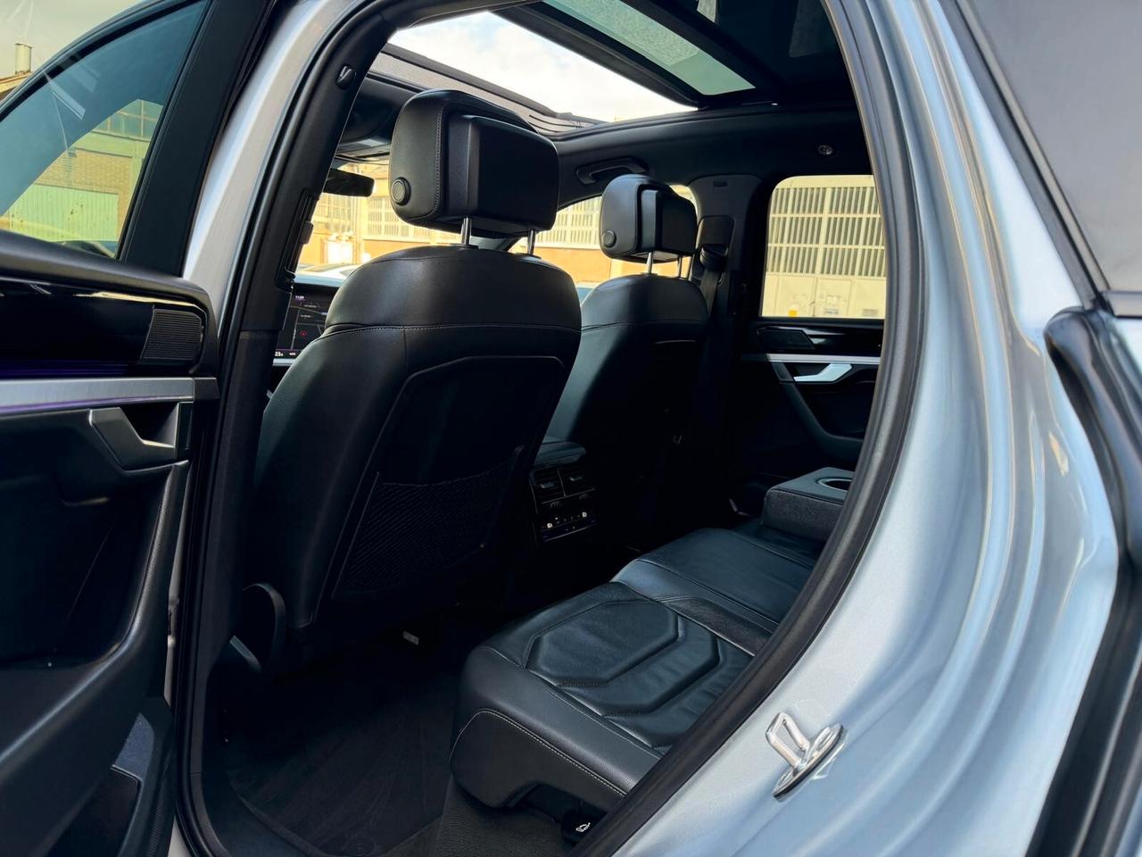 Volkswagen Touareg 3.0 V6 TDI SCR Atmosphere R-LINE TETTO APRIBILE