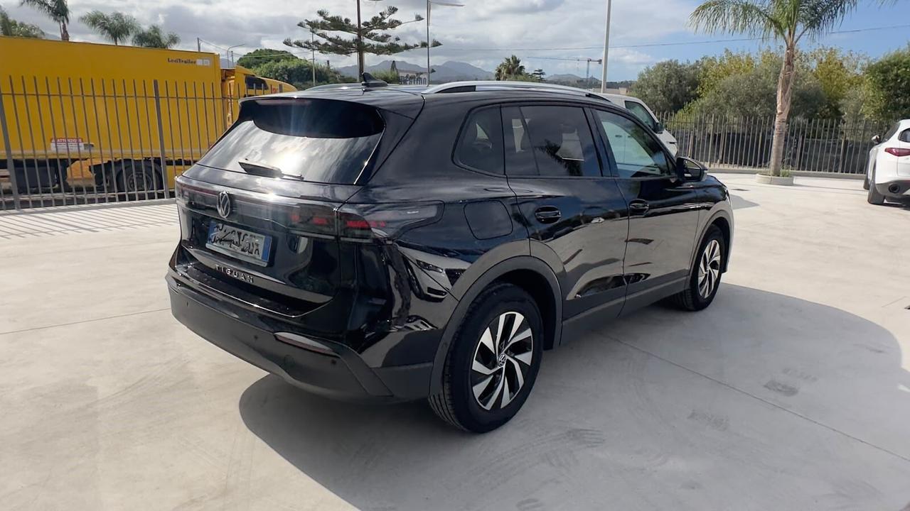 Volkswagen Tiguan 2.0 TDI 150 CV DSG Edition Plus tua da 393€ con anticipo 0