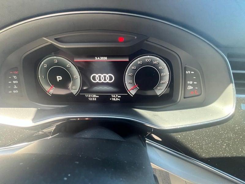 Audi Q8 50 TDI 210kW quattro tip. S Line Edition IVA ESPOSTA