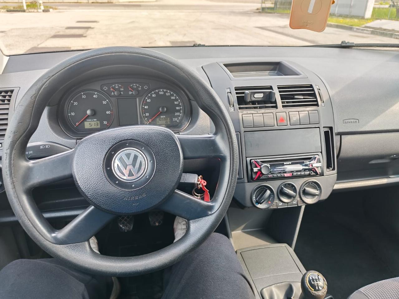 Volkswagen Polo 1.2/64CV 12V 5p. Trendline