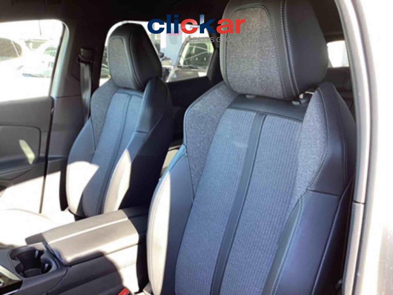 Peugeot 3008 1.5 HDi 130CV EAT8 ALLURE NAV+PEL+RCAM+LED+CRUISE