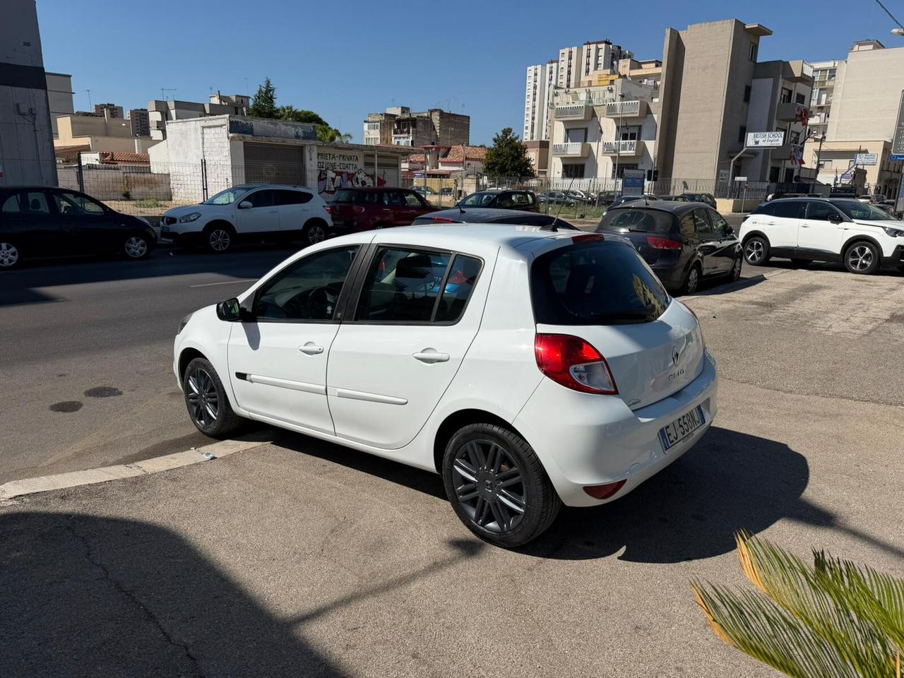 Renault Clio 1.2 16V 5 porte Dynamique