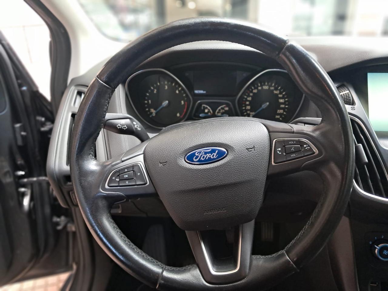 FORD FOCUS 1.5 TDCI 95CV-UNIPRO+NAVY-Euto7490