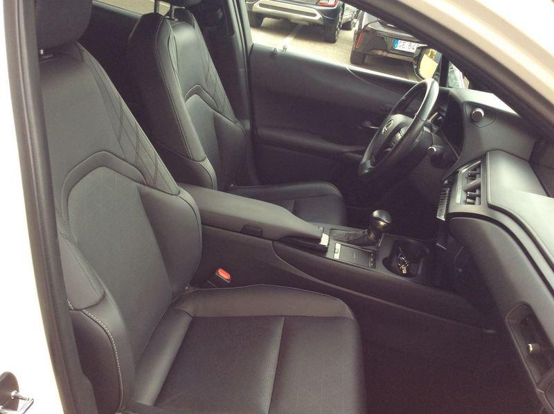 Lexus NX NX Hybrid 4WD Luxury