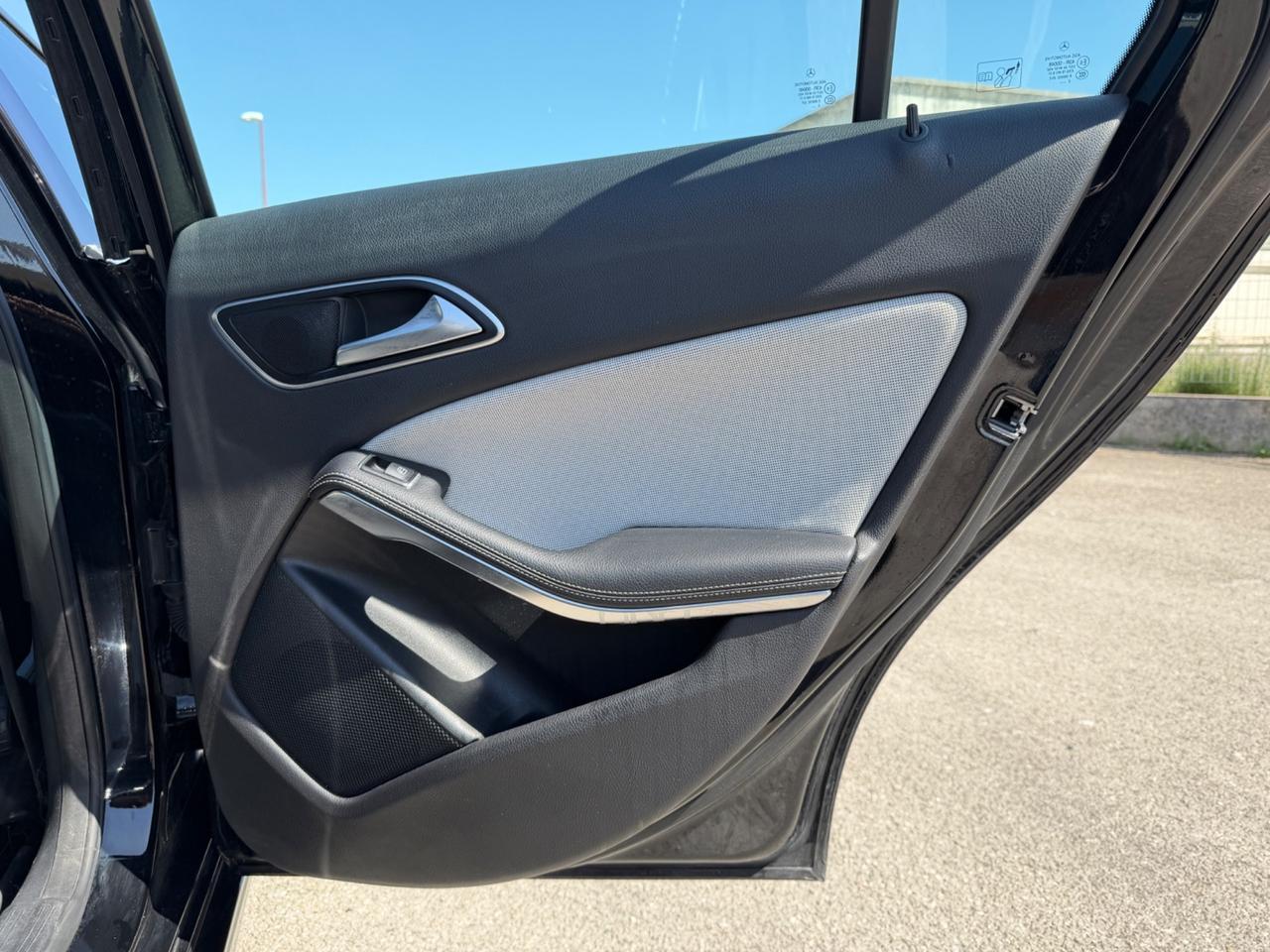 Mercedes-benz A 180 CDI Premium 12M GARANZIA