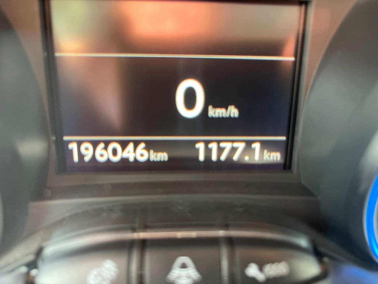Peugeot 2008 1.6 hdi allure