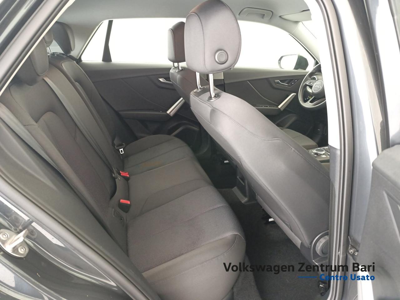 Audi Q2 35 2.0 tdi business s-tronic