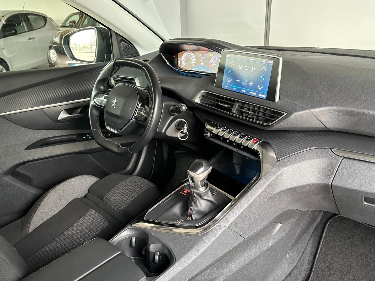 Peugeot 3008 BlueHDi 130 S&S Active